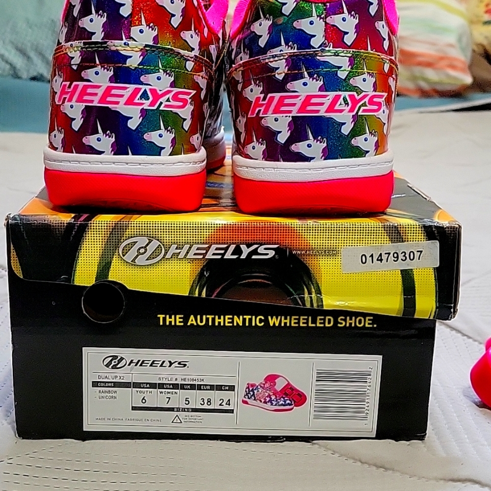 Heelys girls new in box